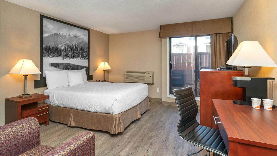 Quality Inn & Suites Vernon Room