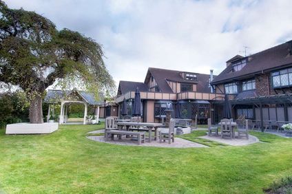 Coachman Hotel