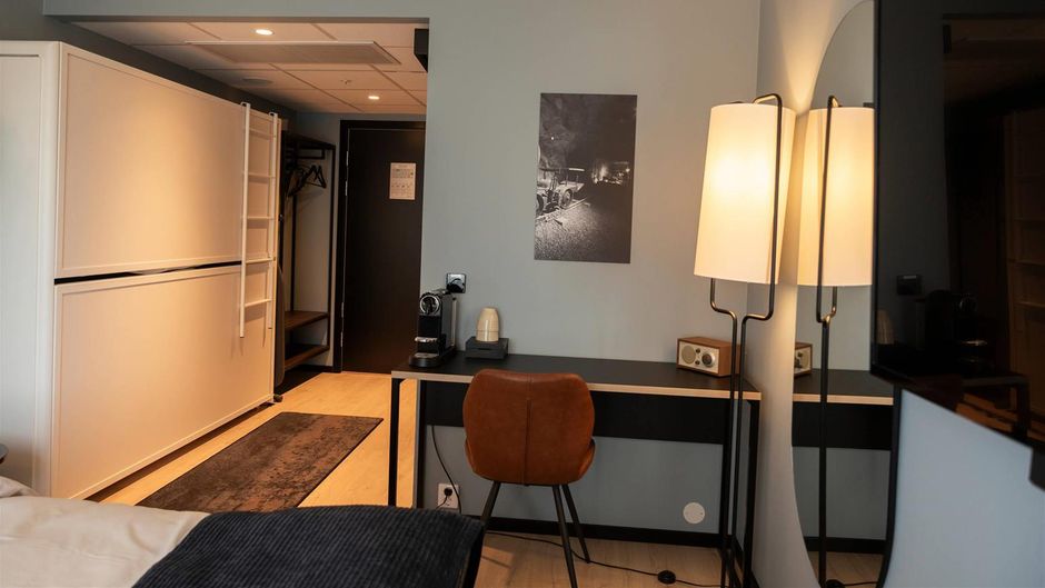 Home Hotel 1624 Room
