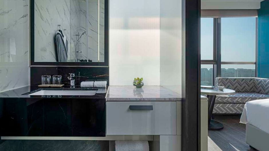 Hyatt Centric Lakeside Ningbo Suite