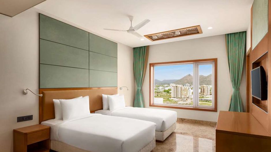 Howard Johnson by Wyndham Udaipur Room