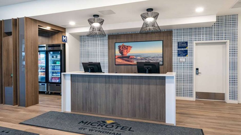 Microtel Inn & Sts by Wyndham Summerside Lobby