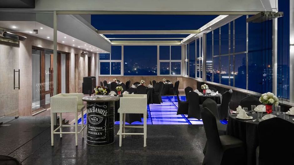 Golden Tulip Gurgaon - Sector 29 Restaurant