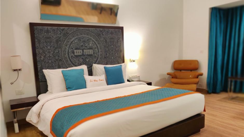 Golden Tulip Gurgaon - Sector 29 Room