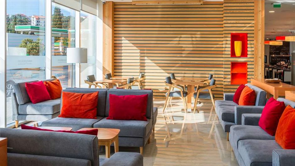 Tryp Leiria Lobby