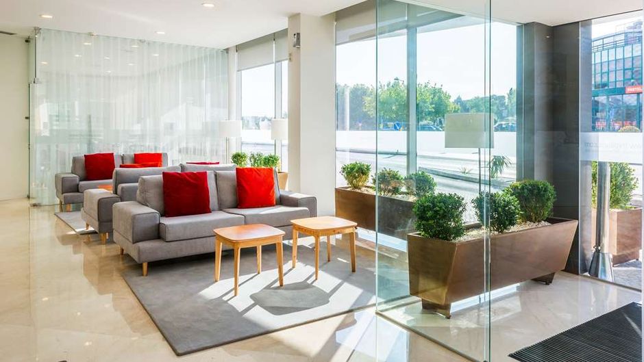 Tryp Leiria Lobby