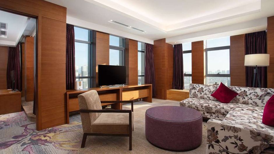 Days Hotel by Wyndham Railway Station Room