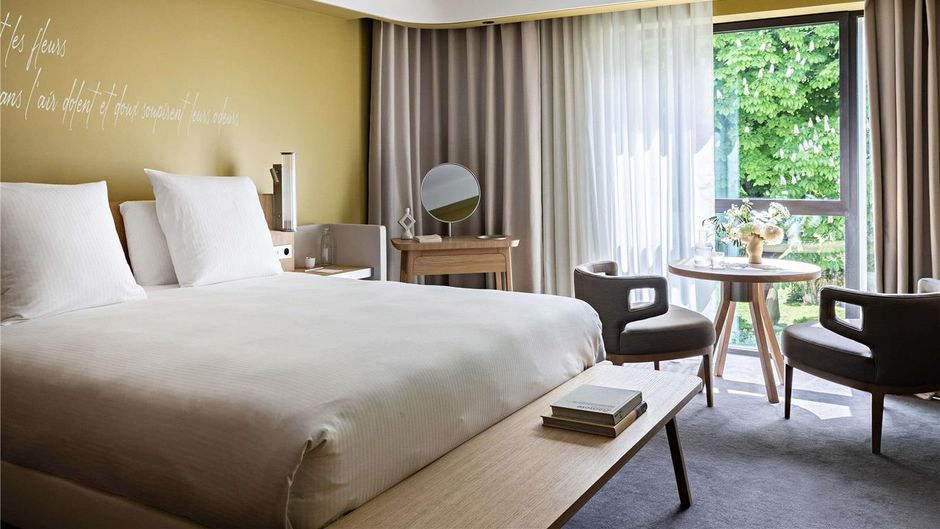 Domaine Reine Margot Paris-MGallery Suite