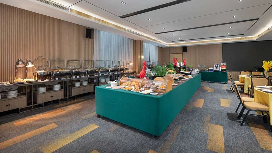 Ramada by Wyndham Guilin Yangshuo Resort Restaurant