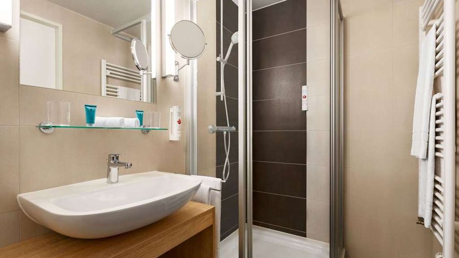 Wyndham Garden Munich Messe Room