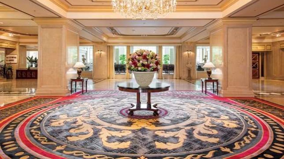 RIHGA Royal Hotel Tokyo Lobby