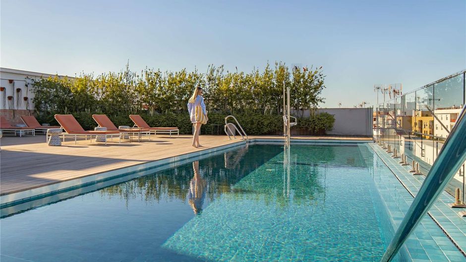 Ibis Styles Sevilla Santa Justa Pool