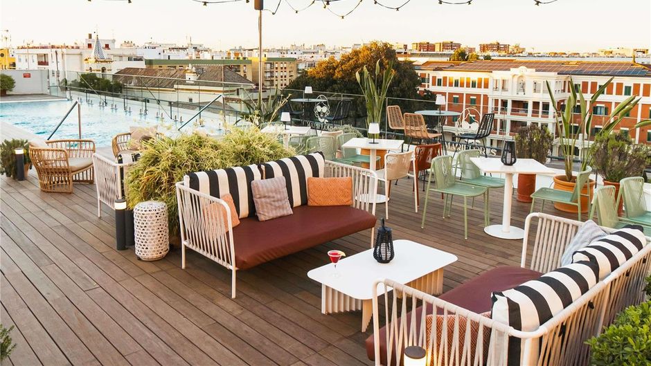 Ibis Styles Sevilla Santa Justa Pool