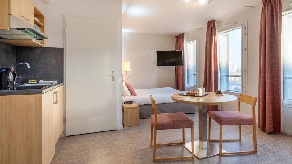 Odalys Cite des Congres Room