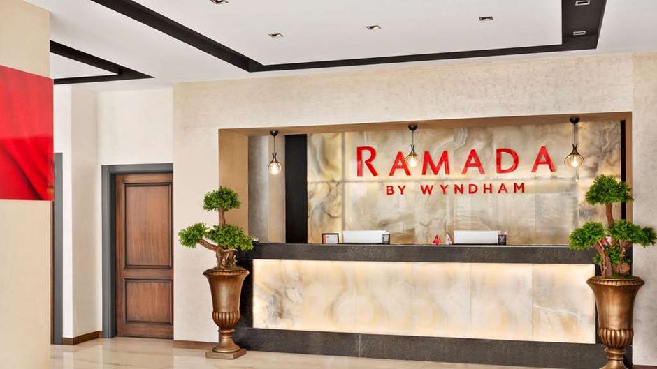 Ramada by Wyndham Elbistan Lobby