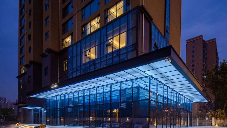 Ramada by Wyndham Wuhan Hankou Exterior