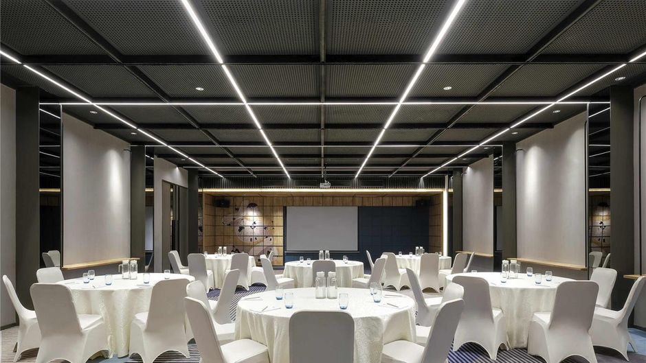 Ibis Surabaya Tidar Meeting