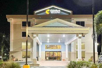 Comfort Inn & Suites Sarasota I75