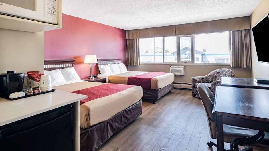 Travelodge by Wyndham Fort St John Room