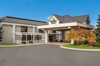Quality Inn & Suites Saginaw