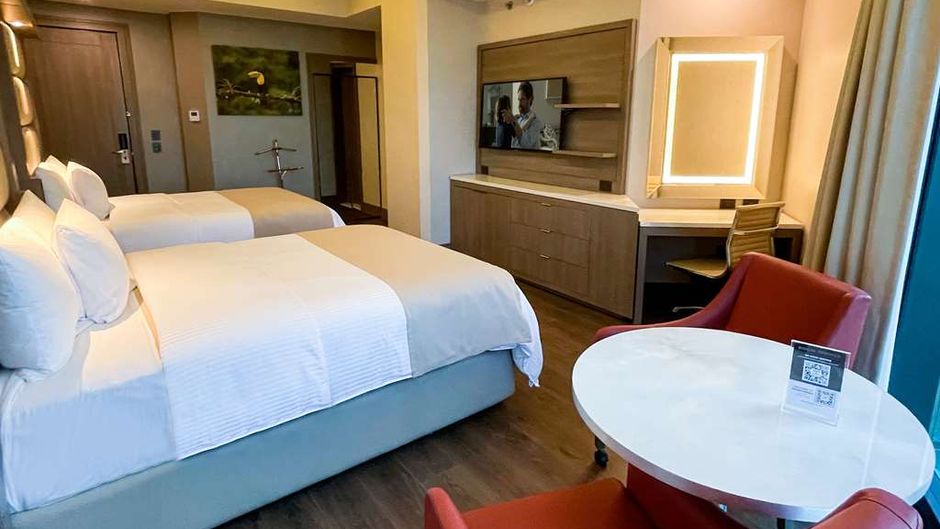 Safi Royal Luxury Metropolitan Room