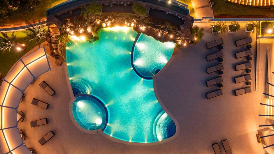 Safi Royal Luxury Metropolitan Pool