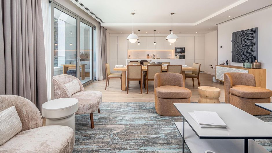 Hyatt Regency Lisbon Suite