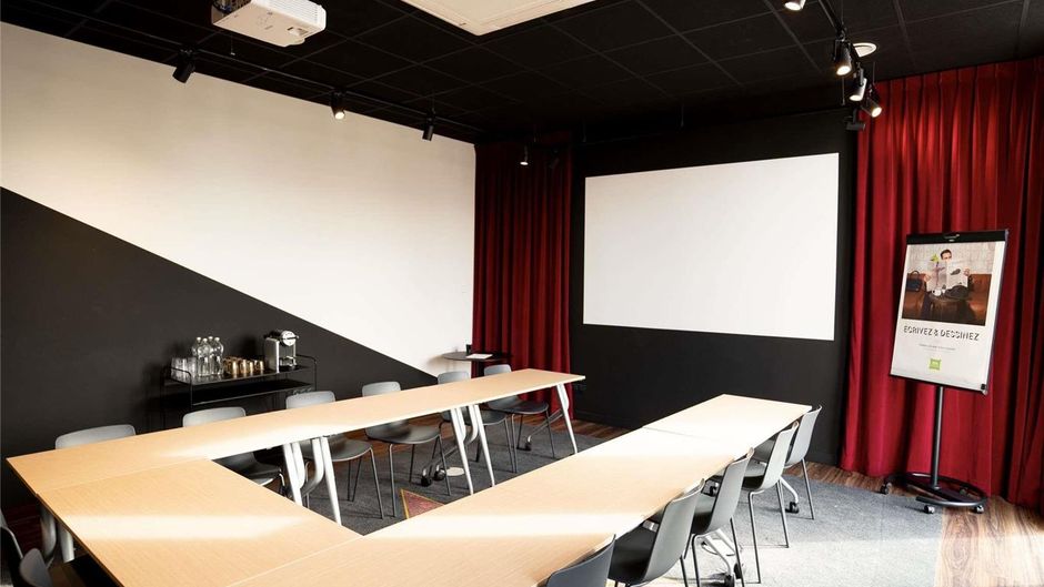 Ibis Styles Lens Centre Gare Meeting