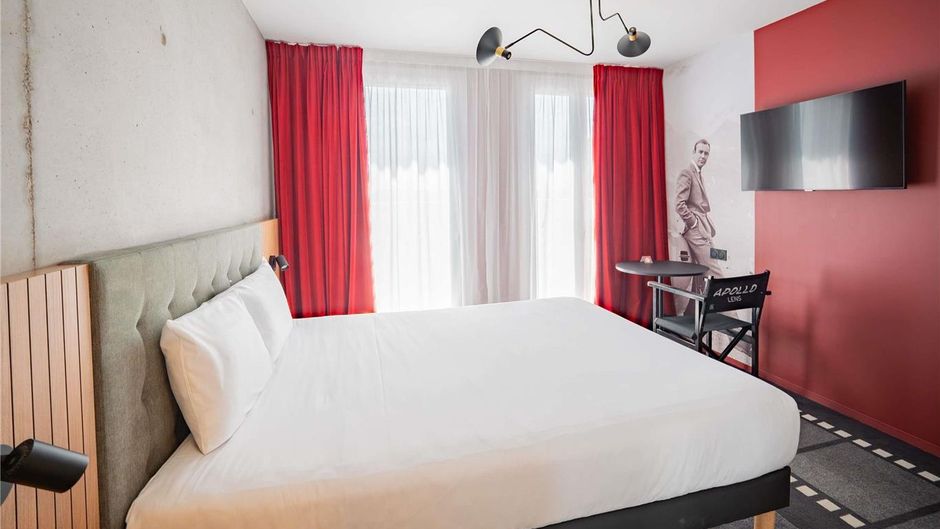 Ibis Styles Lens Centre Gare Room