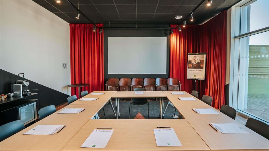 Ibis Styles Lens Centre Gare Meeting