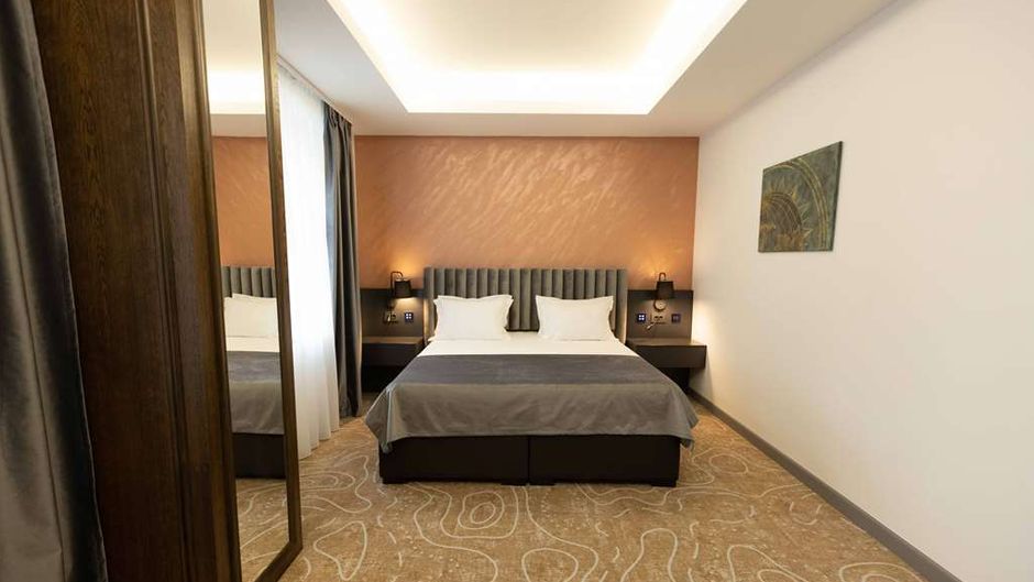 Atlas Room