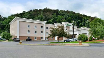 Wingate by Wyndham Steubenville