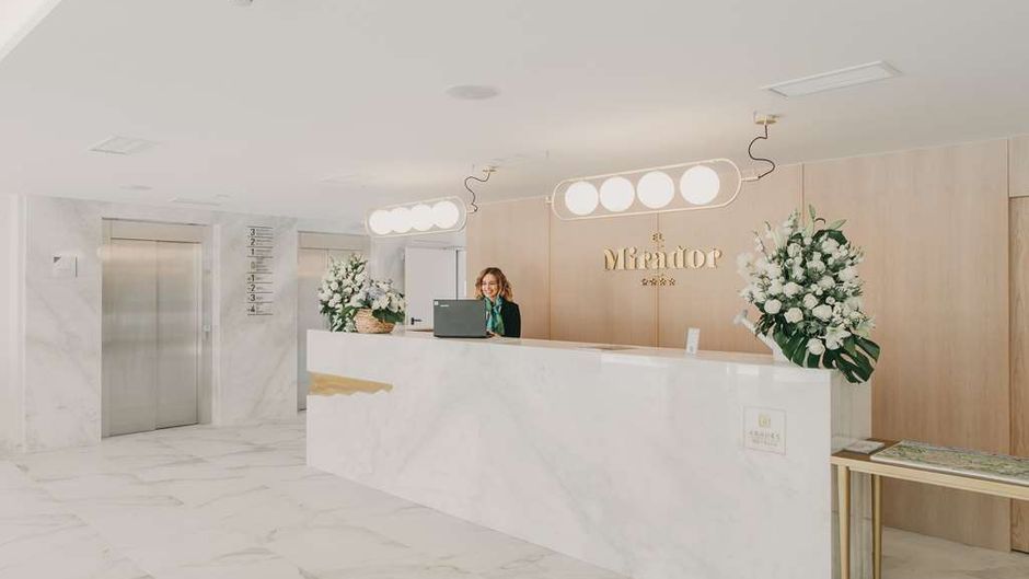 El Mirador Lobby