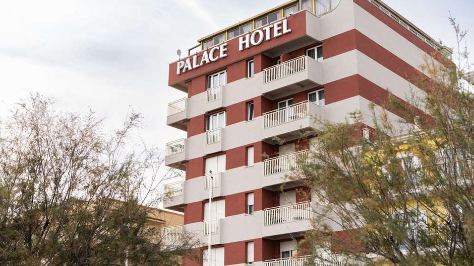 Palace Hotel Exterior