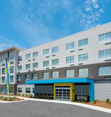 Tru by Hilton Wilmington