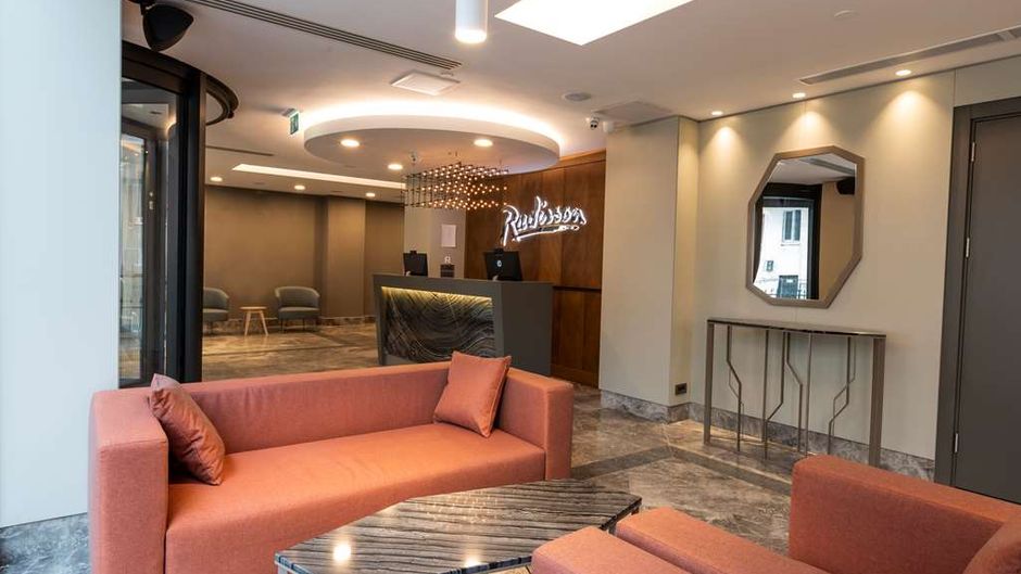 Radisson Hotel Istanbul Harbiye Lobby