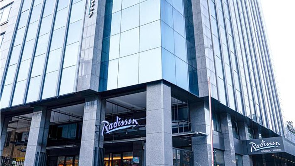 Radisson Hotel Istanbul Harbiye Exterior