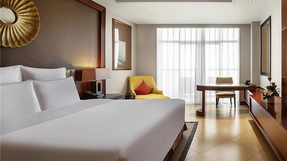 Pullman Haikou Hotel Room