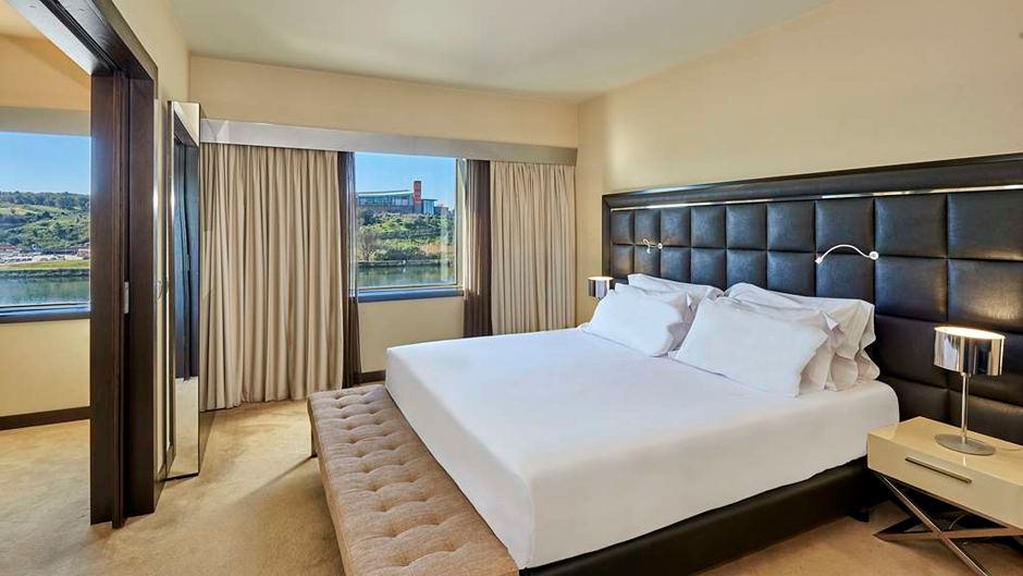 NH Coimbra Dona Ines Suite
