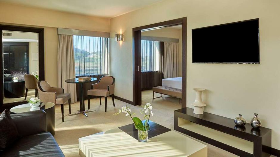 NH Coimbra Dona Ines Suite