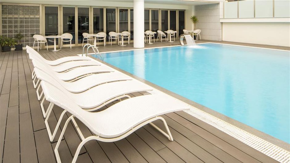 NH Coimbra Dona Ines Pool