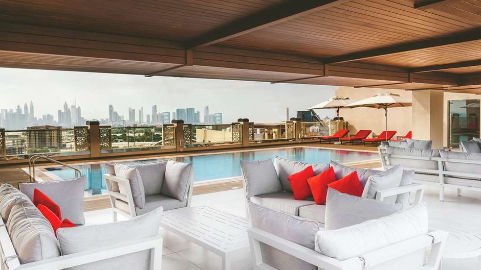DoubleTree by Hilton Dubai Al Jadaf Pool