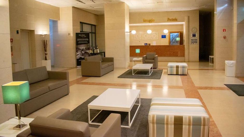 Tryp Montijo Parque Hotel Lobby