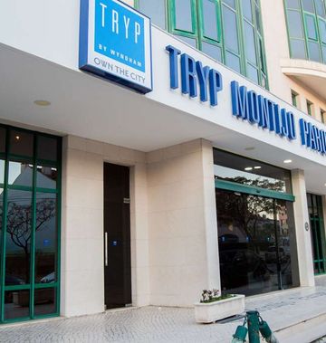 Tryp Montijo Parque Hotel