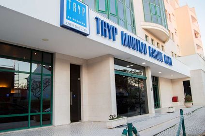 Tryp Montijo Parque Hotel