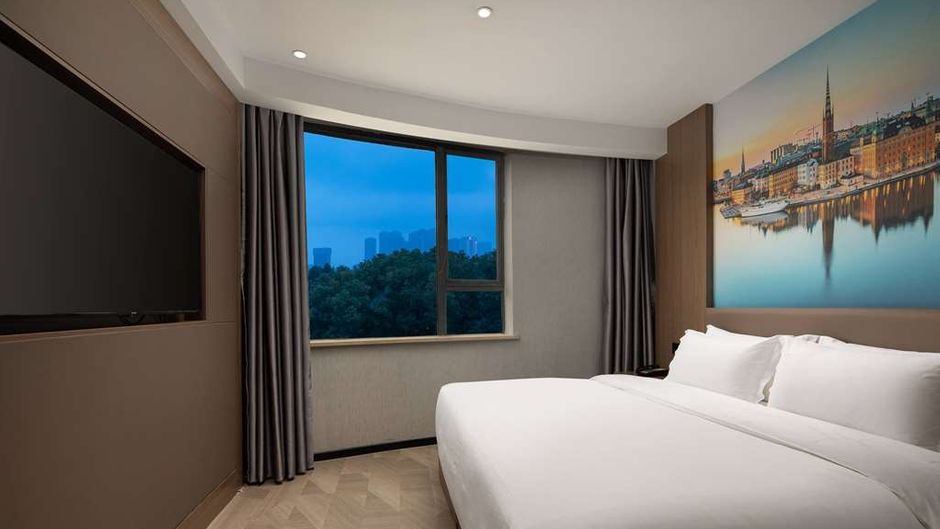 Ramada Encore by Wyndham Wuhan West Suite