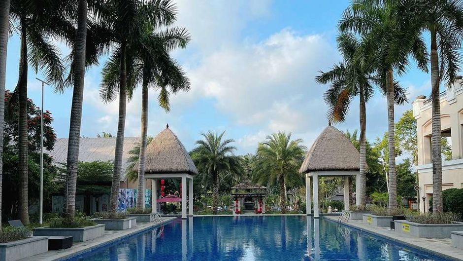 Ramada by Wyndham Wanning Resort Pool