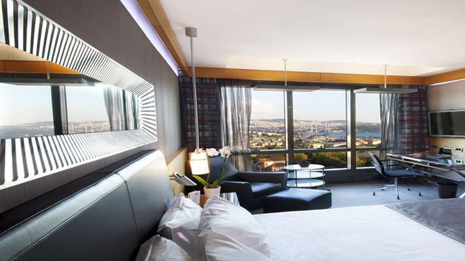 Point Hotel Barbaros Room