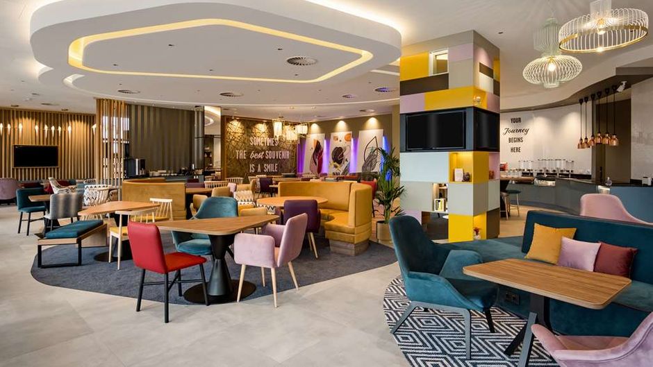 Hampton by Hilton Riga Airport Lobby