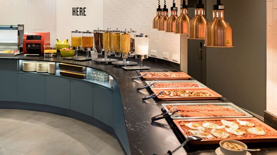 Hampton by Hilton Riga Airport Restaurant